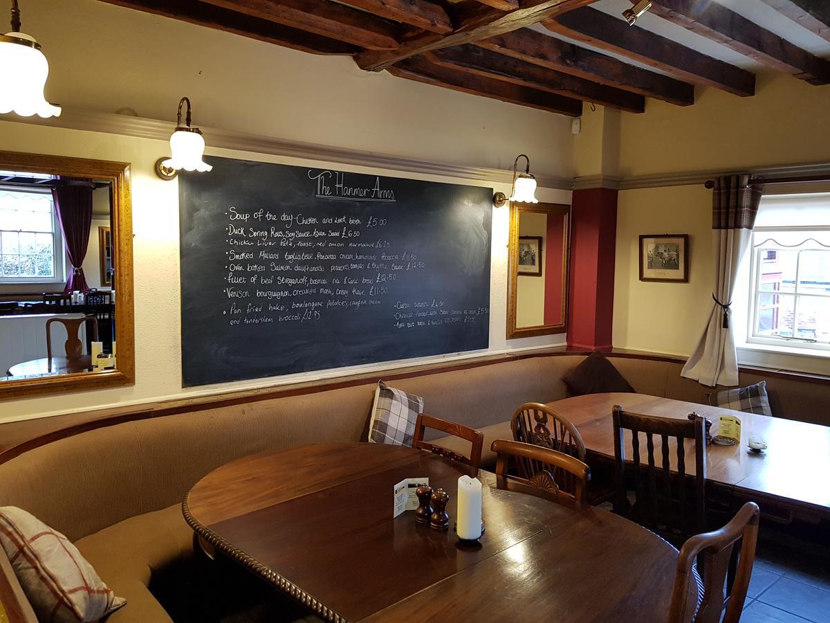 Hanmer Arms Luaran gambar